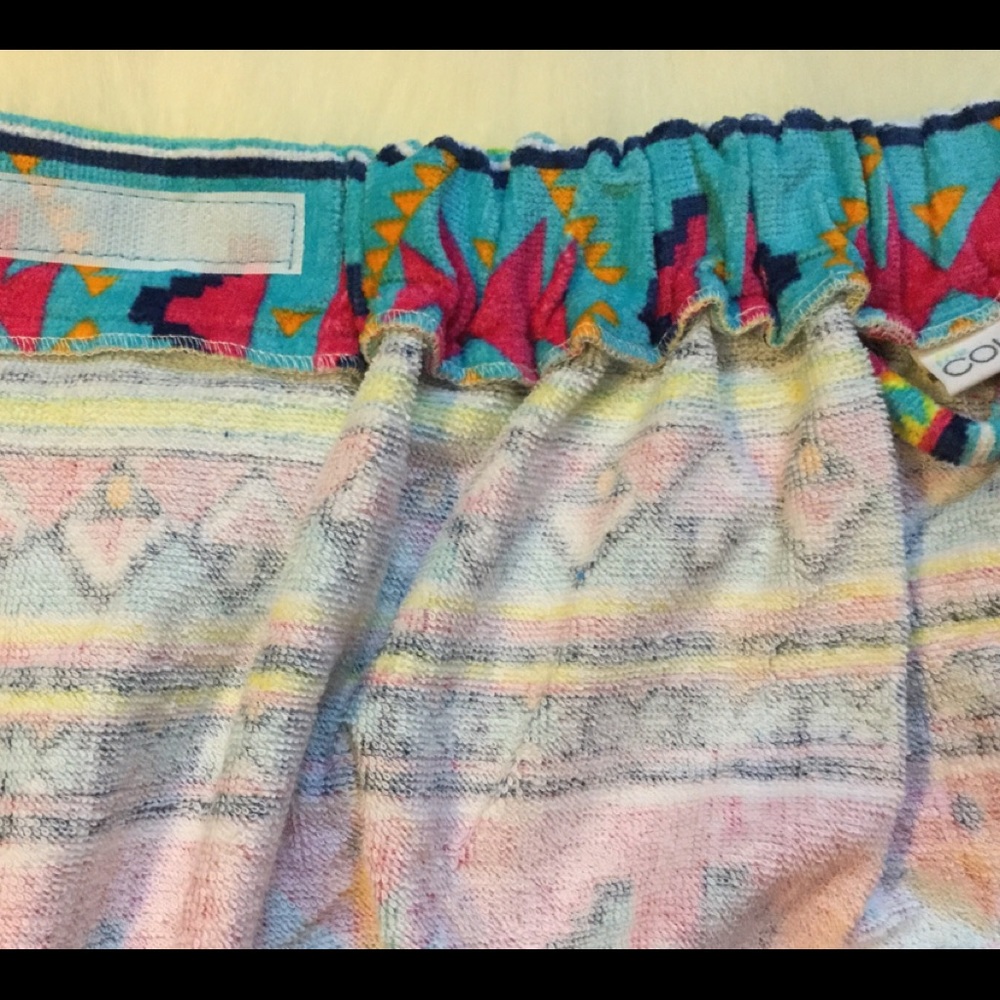 🎉FINAL🎉BEAUTIFUL Aztec Print Spa Wrap NWT - Picture 3 of 8